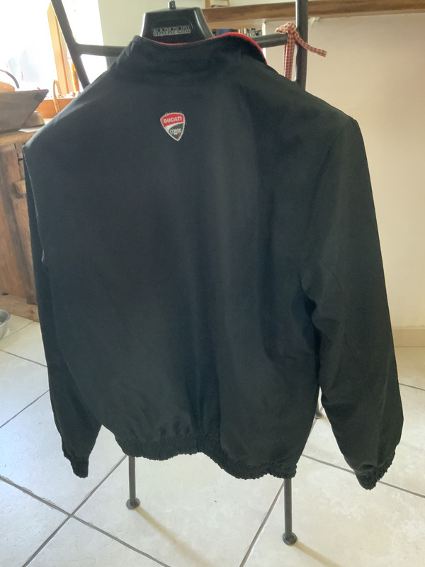 8CD0DB95-6816-4E04-9A54-2472C55872A9