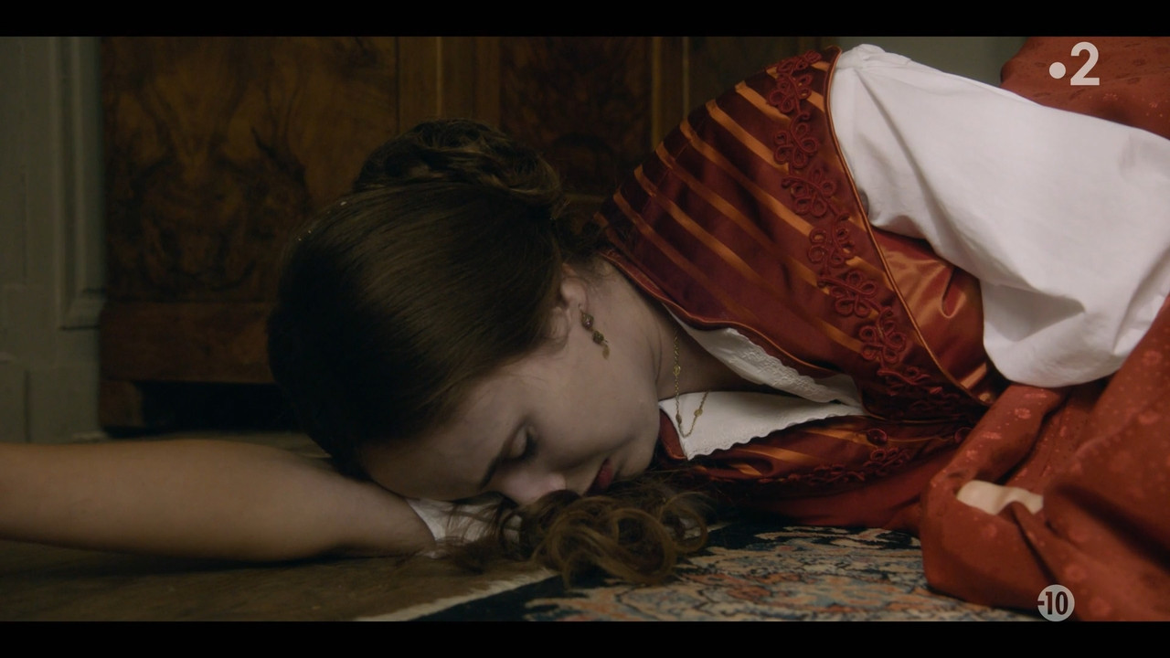 2021-12-13_21_05_Fr2_Emma-Bovary.mp4_snapshot_01.06.09.053