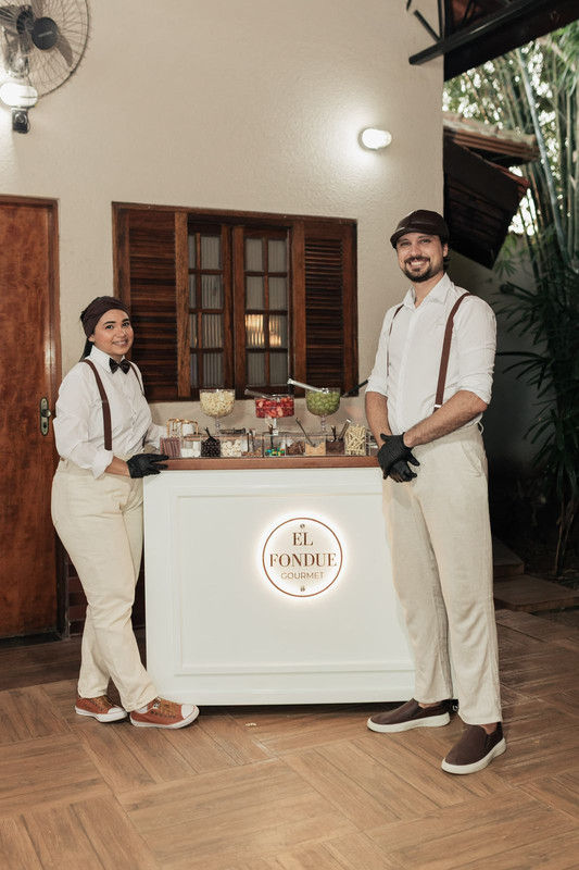 Emelly e Lucio - El Fondue Gourmet