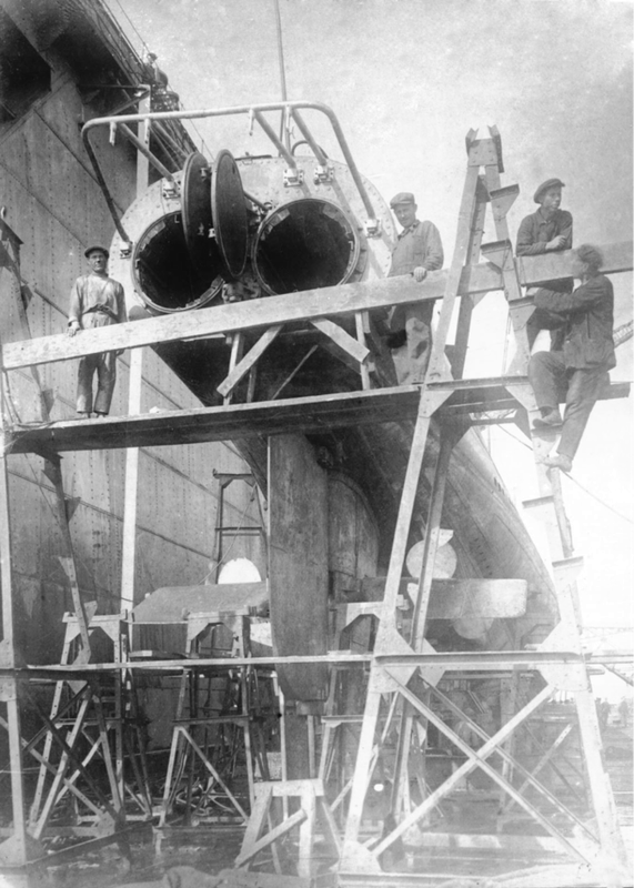 Л-6, еще как Карбонарий, в доке. Николаев, весна-лето 1931г.