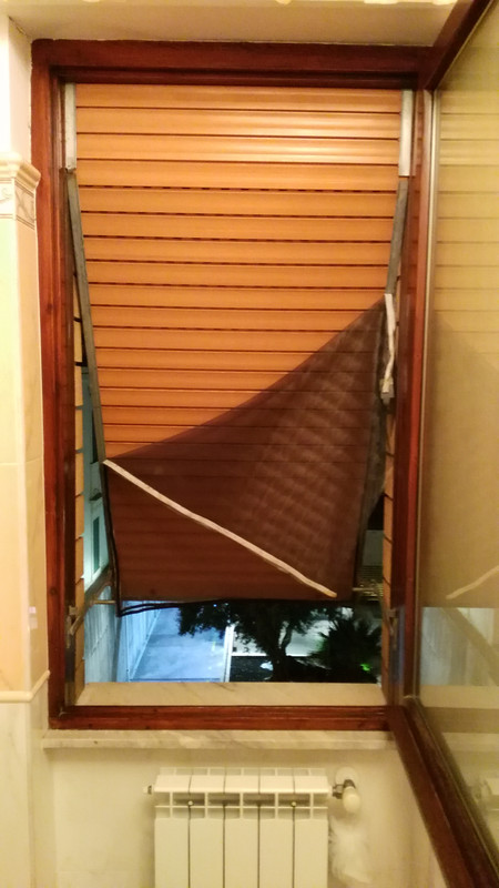 03 Finestra aperta - Pais