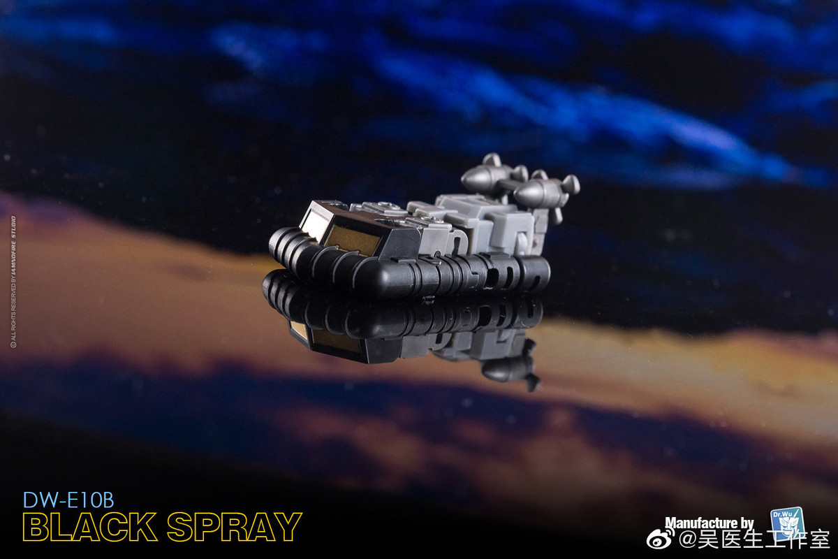 DW-E10B-Black-Spray-01