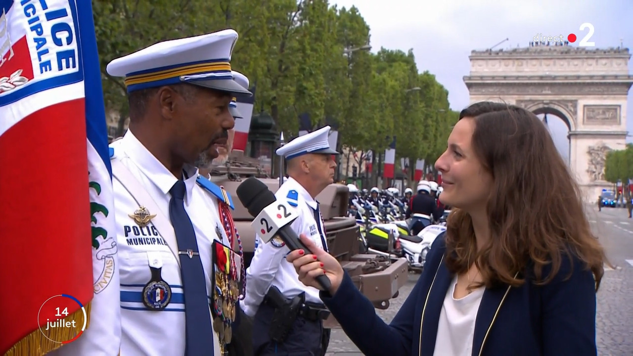 2021-07-14_06_30_Fr2_edition-speciale-14-Juillet-2021.mp4_snapshot_03.02.51.033