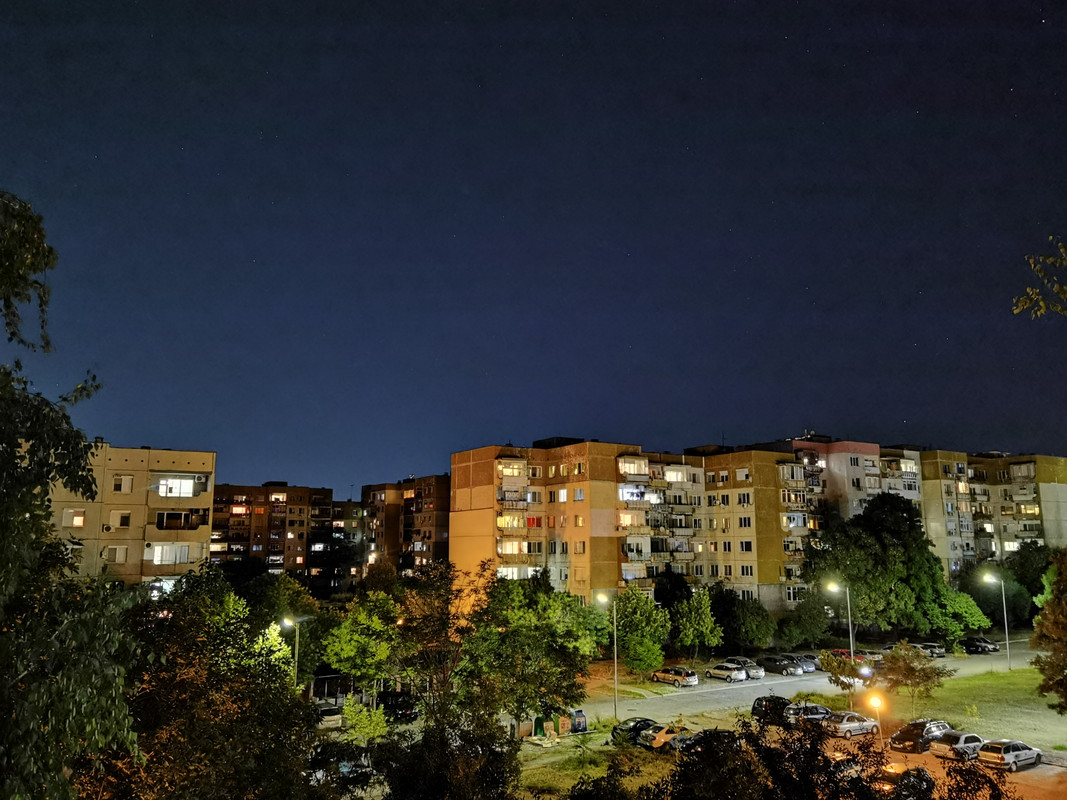 P40 Pro night mood