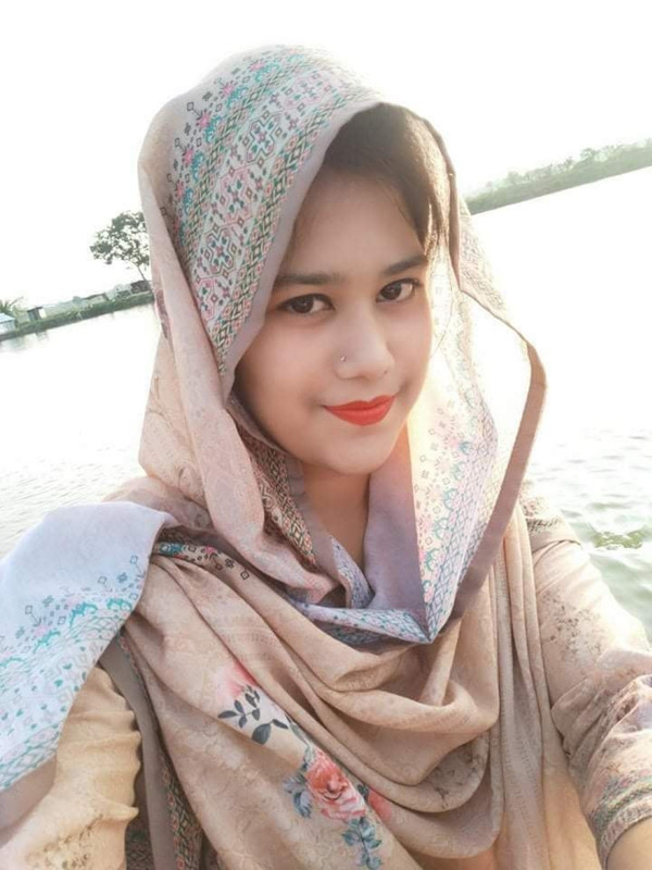 Bangladeshi Girlfriend Viral Video