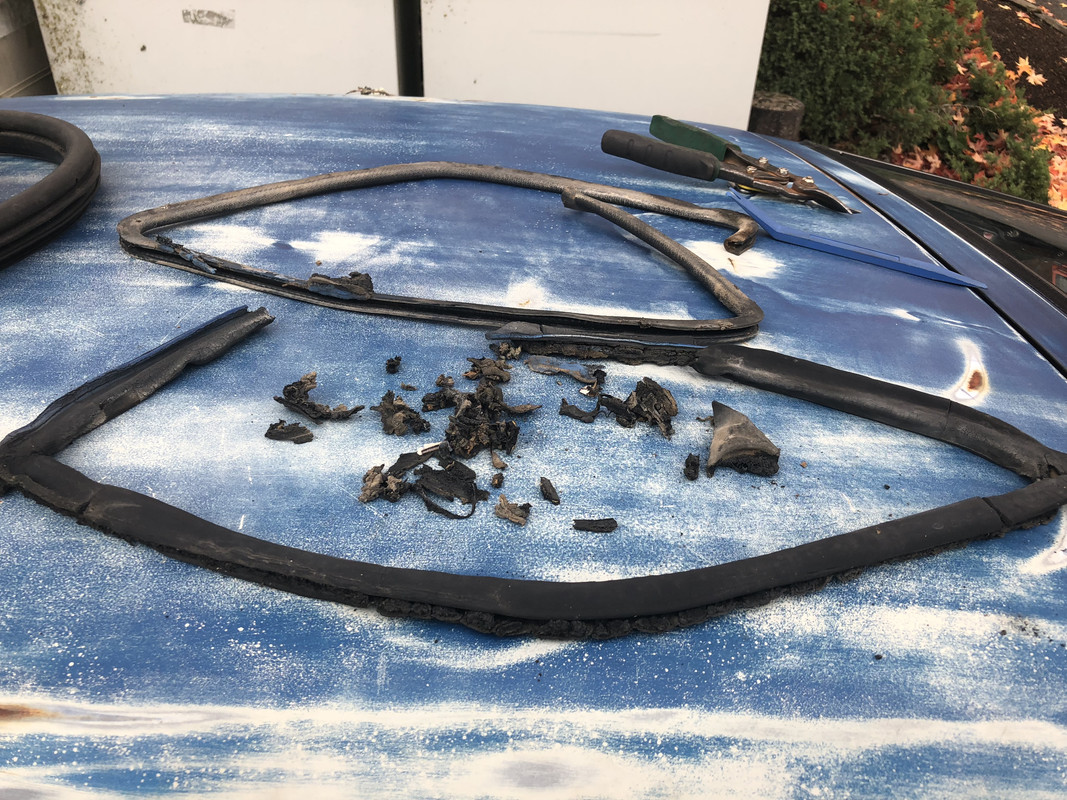 811636A6-2728-4947-A384-D5B55E50FDD3