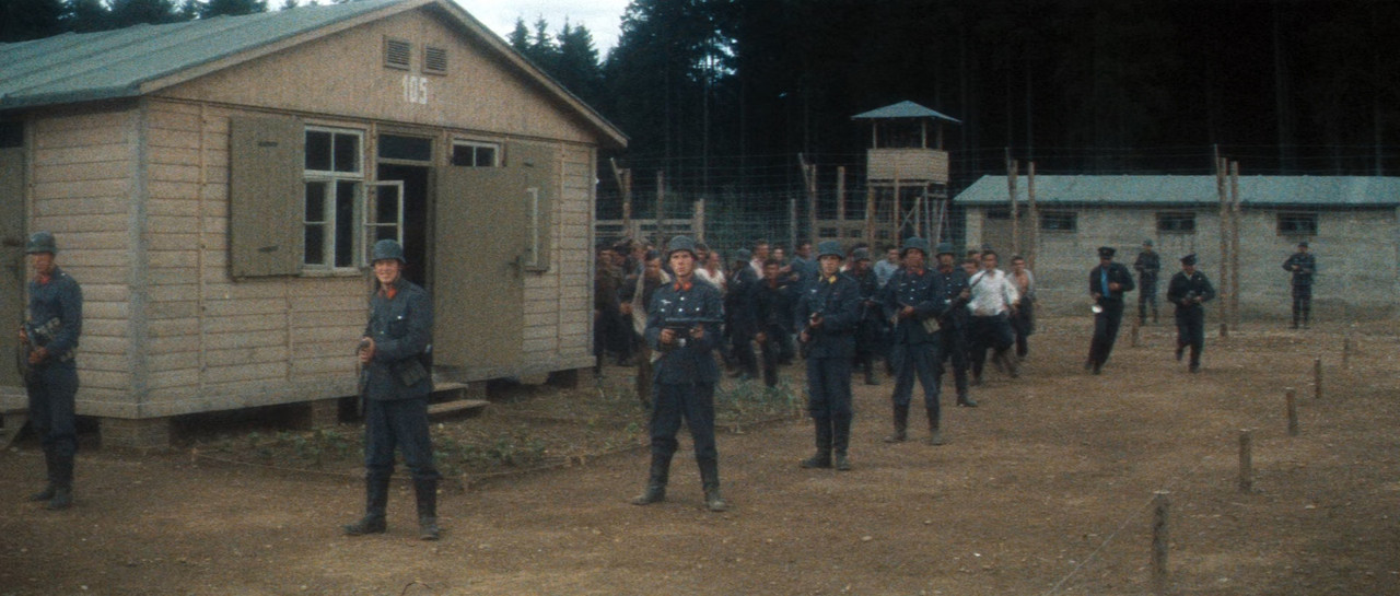 The Great Escape 1963 (1080p x265 10bit Tigole).mkv_snapshot_01.