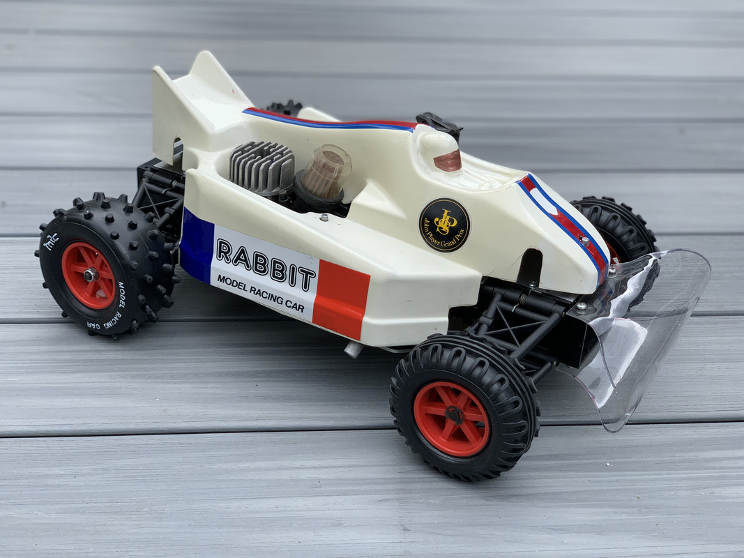 E0EB21ED-0812-4698-ABD5-9BDDA8B86978