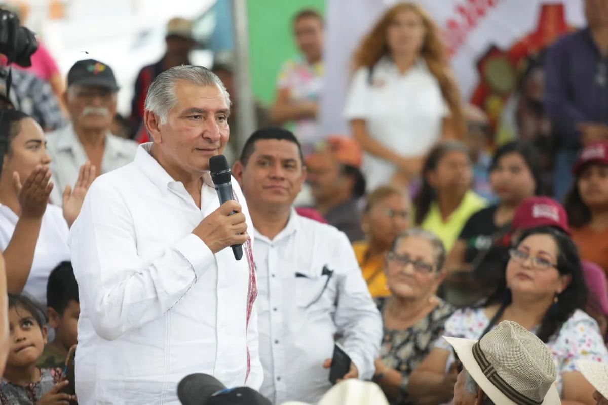 Promete apoyo Adán Augusto a madres buscadoras en Tamaulipas