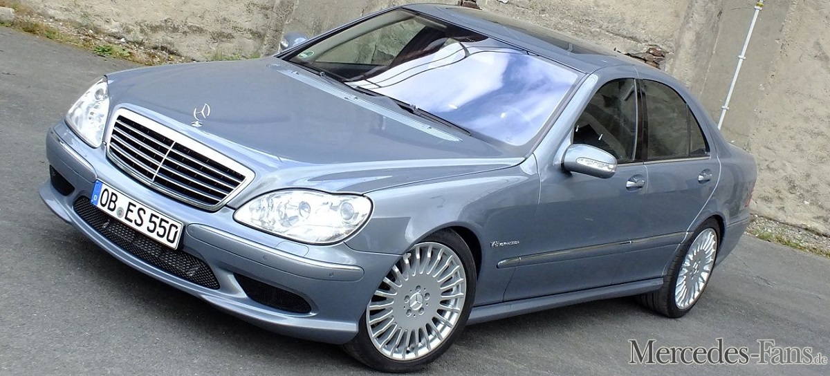 1/18 1998 Mercedes-Benz S55 AMG W220 (with V12 trim badges