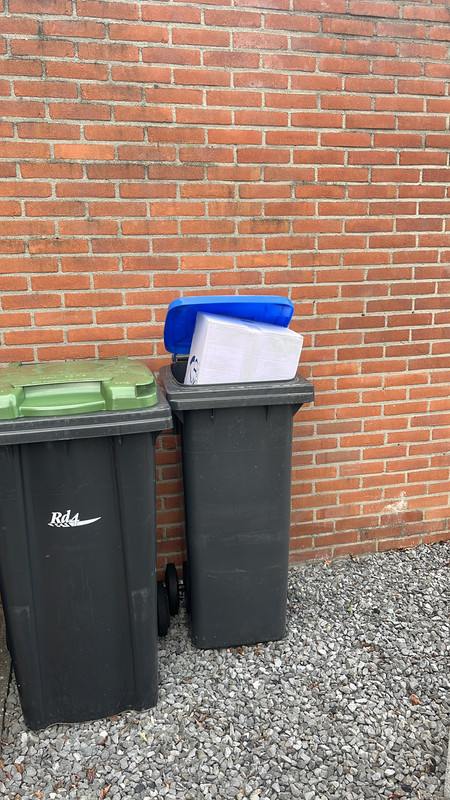 714BC6F9-71DE-468E-B354-5AD2254E18A8