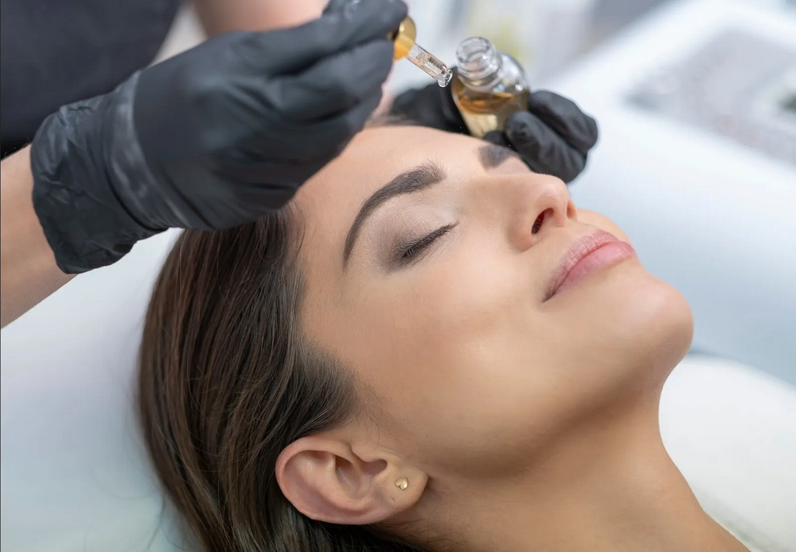 ¿Cómo preparar el eucalipto para blanquear la piel?