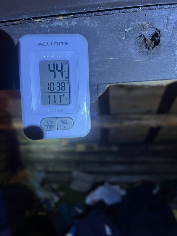 9660D03D-1458-4D50-8A5B-676B336FF2FA