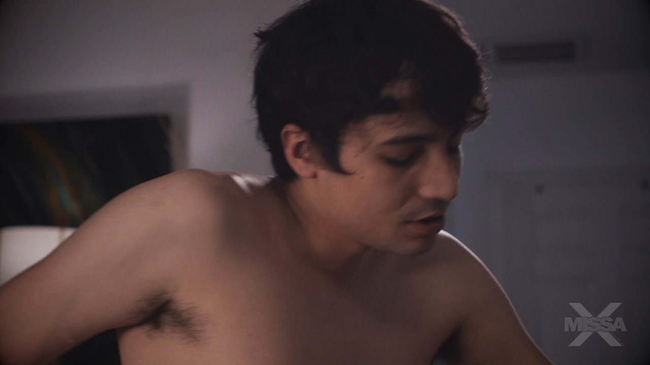 Brooke Barclays - Watching Porn with Brooke - MISSAX.mp4.0015