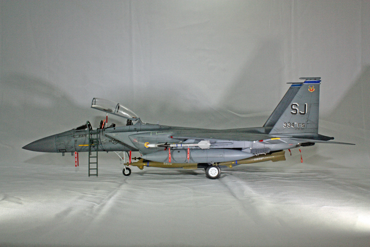 Tamiya F-15E Strike Eagle 1/32 Complete - Aircraft