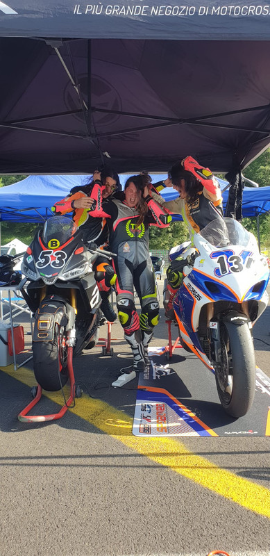 39698986-9994-451A-80B0-4AD805304D40