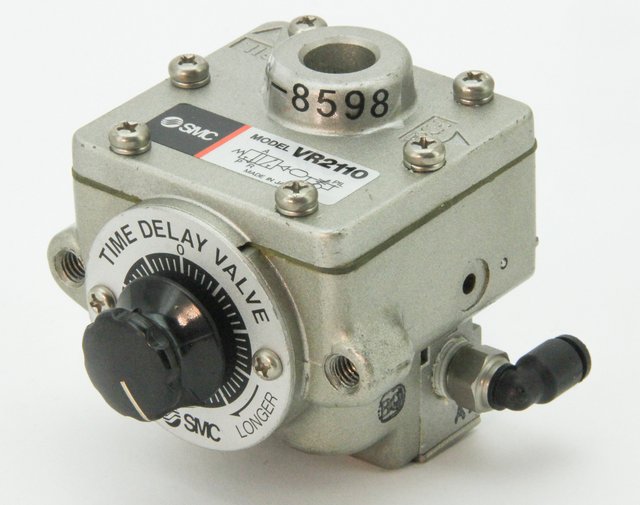 8598-02.jpg