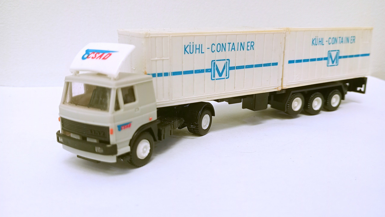Mach (3742)