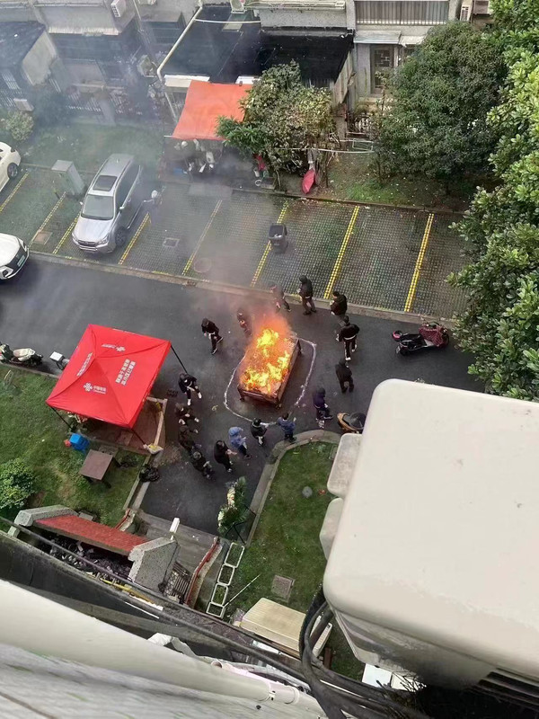 A3D421D0-1FA2-41E8-AC5B-F56E5BE4947E