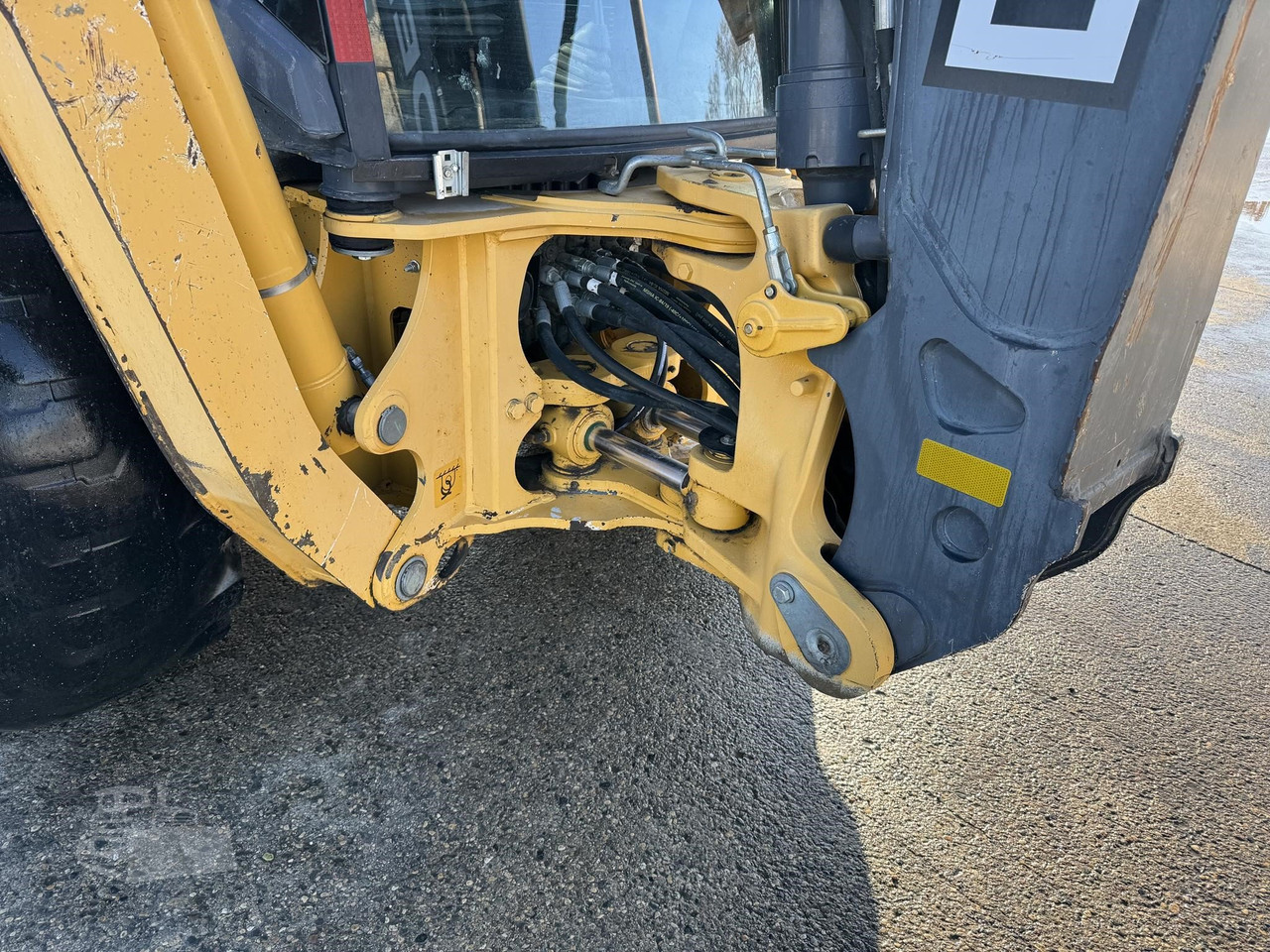 Vehicle thumbnail 27