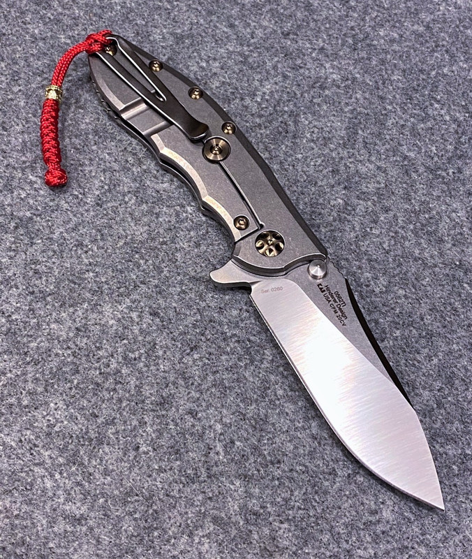 703C11CF-6A68-4937-815E-1856C6A728D8