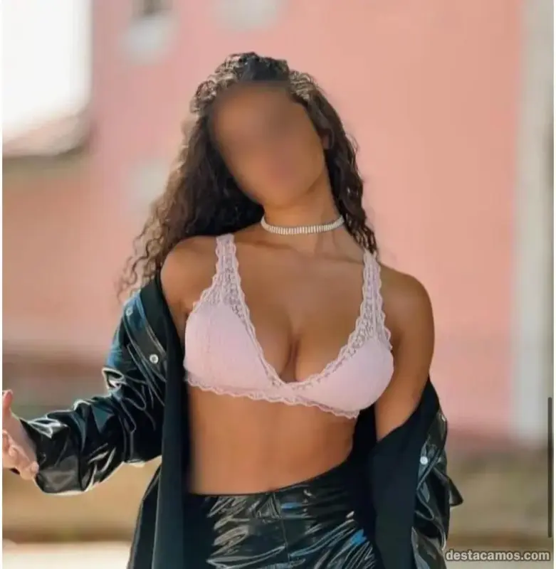 613712296-chica-de-compania-en-salamanca-vpYV7R