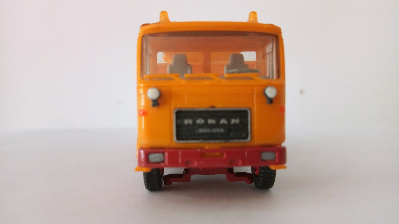 Mach (9055)