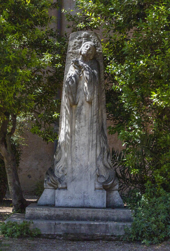 _27A3502-SANTA SABINA-STATUA