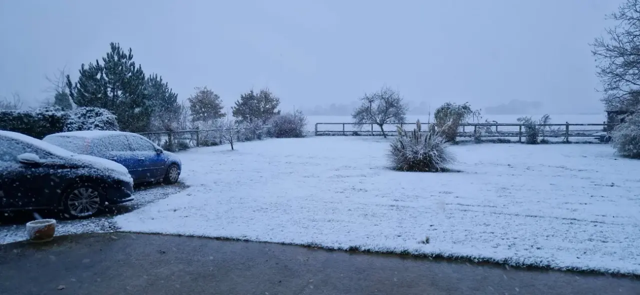 NEIGE-8h25.webp