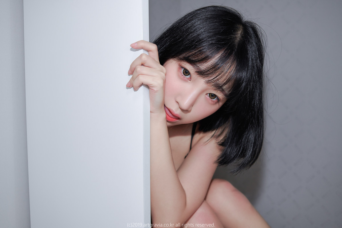 [Image: Inkyung-Art-Gravia-2019-07-11-vol-086-024.jpg]