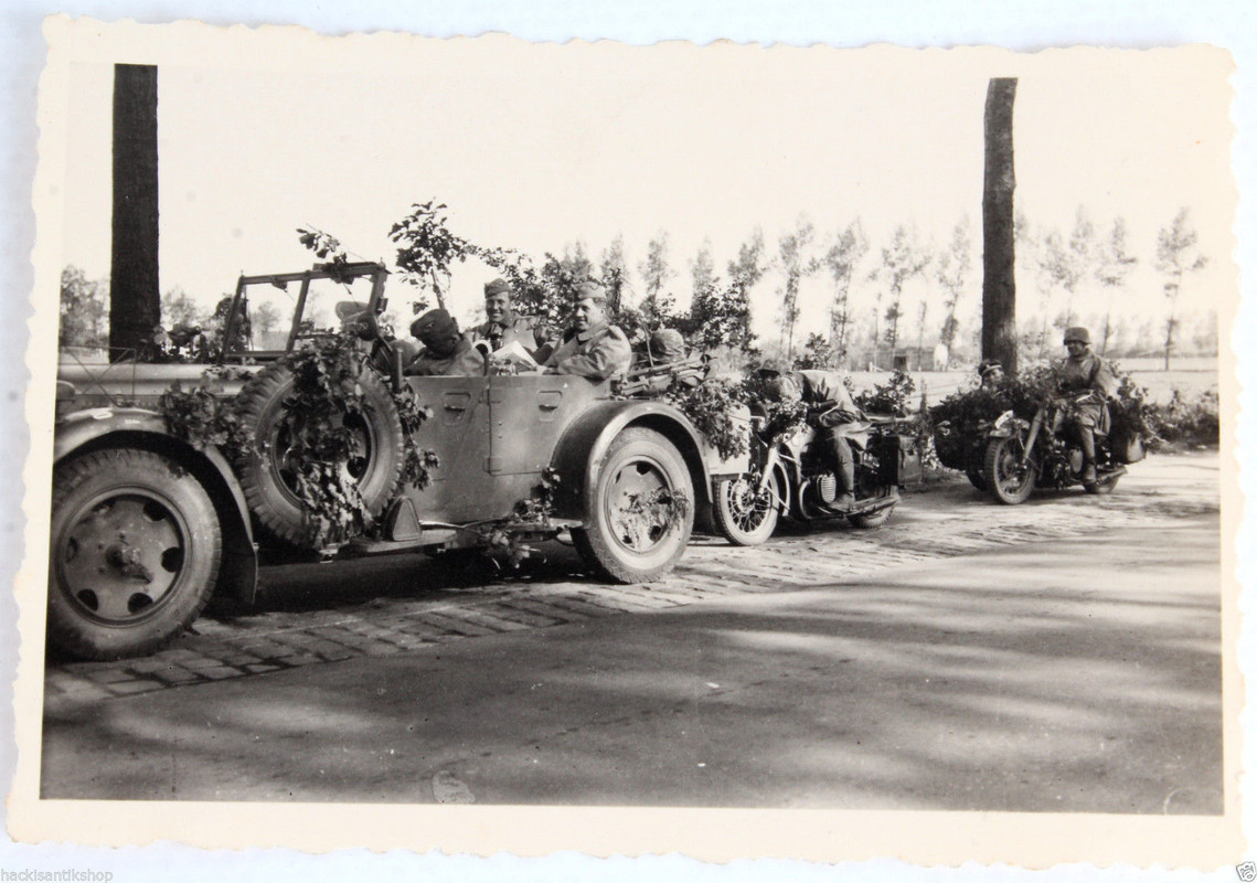 Foto Krad Tarnhelm Kübel Tarnuniform Platanen El