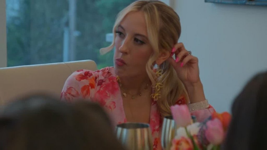 [Image: gt96yqt4zk7u.jpg]