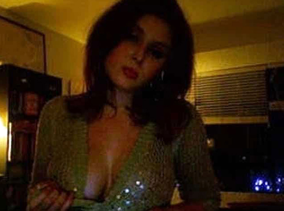 Renee-Olstead-nude-Scandal-Post-17