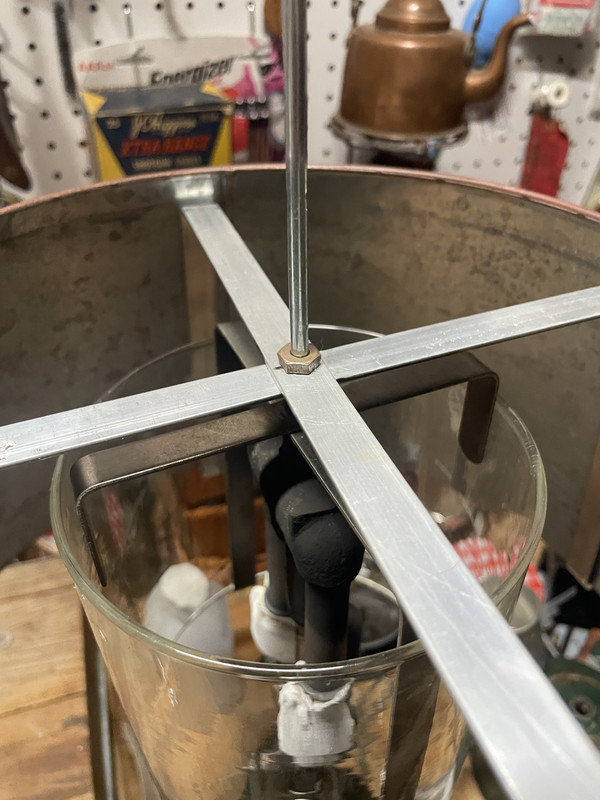 21E90DCF-1414-4B0D-8626-2454650833EA