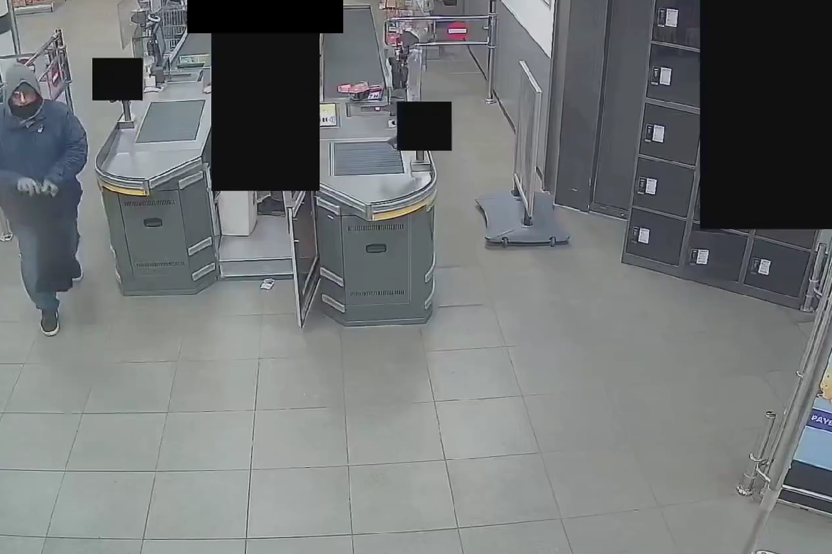 
Pistole - Polizei Berlin – 7x Raubüberfälle