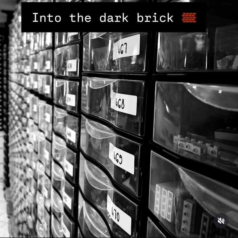 Buy and Sell LEGO on BrickLink