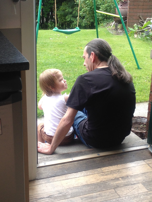 DD5CE8C9-FE5C-4FEB-B2A7-7F2A662CC8F7