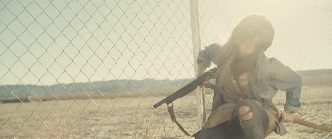 The-Last-Survivors-2014-Hindi-English-Blu-Ray-720p-x264-AVC-AAC-2ch-mkv-0006