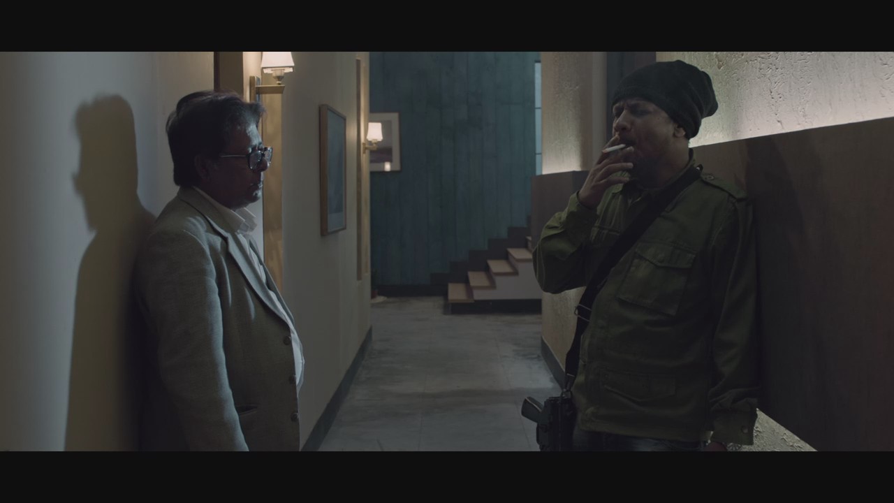 Saturday-Afternoon-2019-WEB-DL-Hindi-720p-AVC-HE-AAC-2-0-ESub-mkv-0004