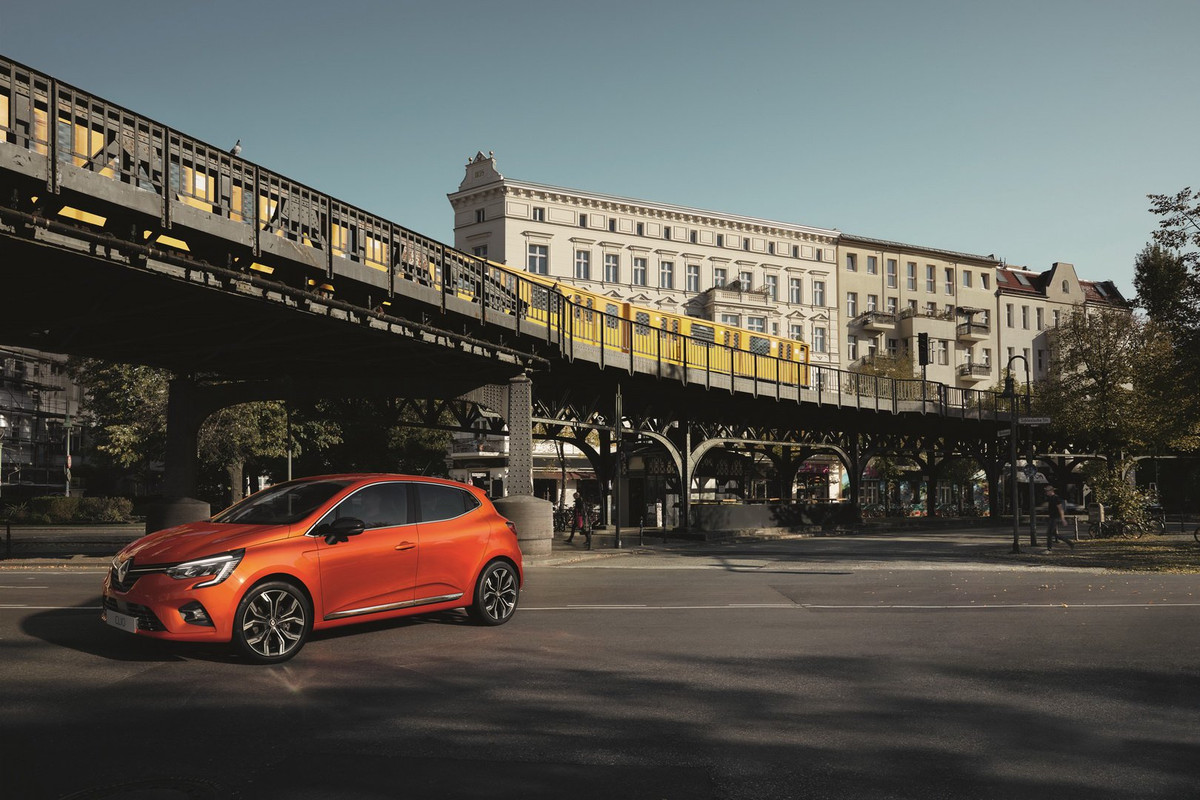 2019 Renault Clio (15)