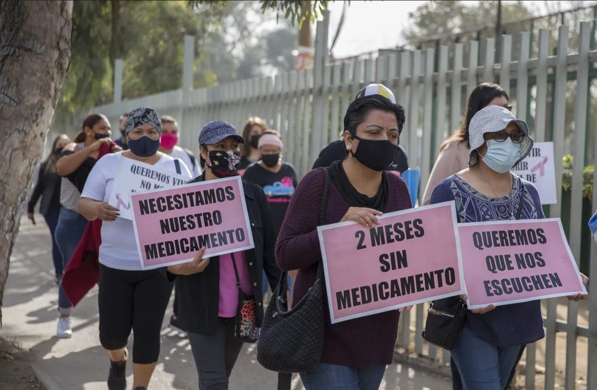 Diputados proponen que el Gobierno reembolse gastos por desabasto de medicamentos