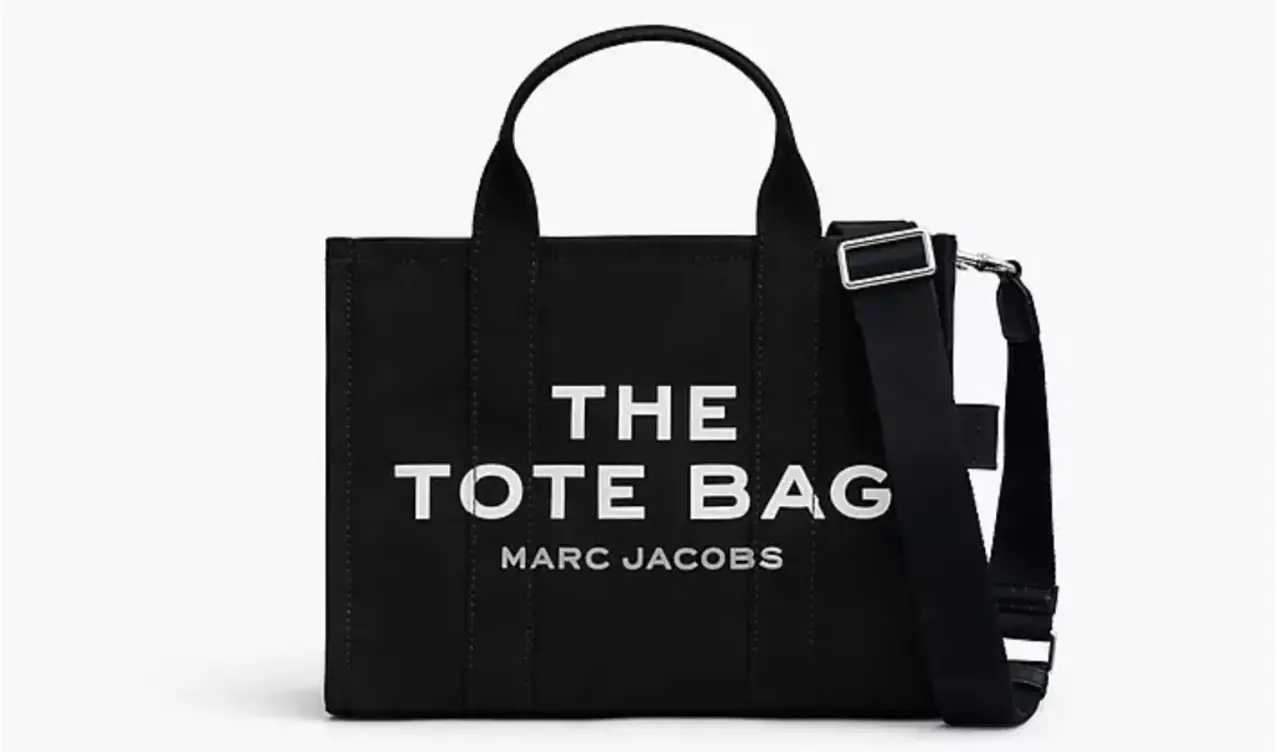 Fashion Find: Marc Jacobs Medium Tote Bag for 4 Fashion Find: Marc Jacobs Medium Tote Bag for 4