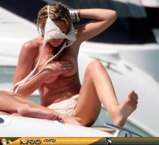 abigail-clancy-nude-sexy-photos-30-thefappeningblog-com