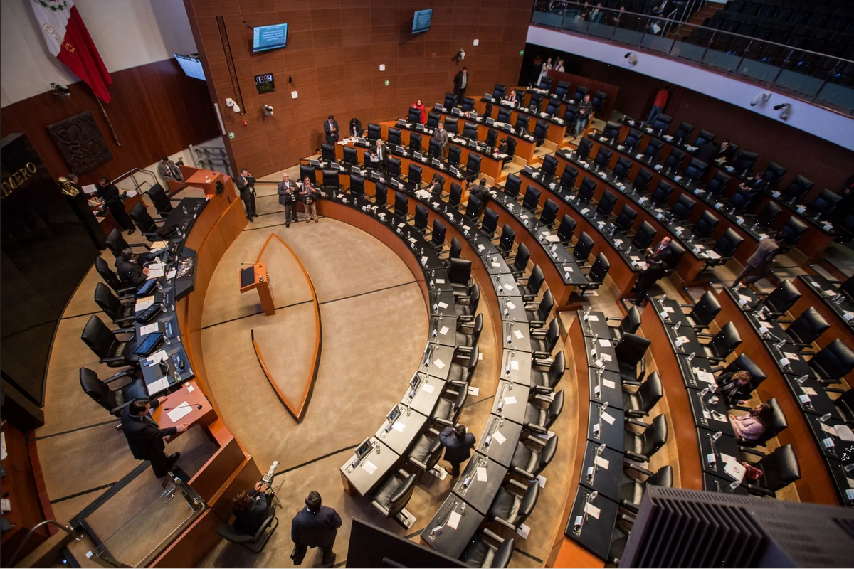 Senadores en discordia,  acumulan rezago legislativo antes de irse a receso