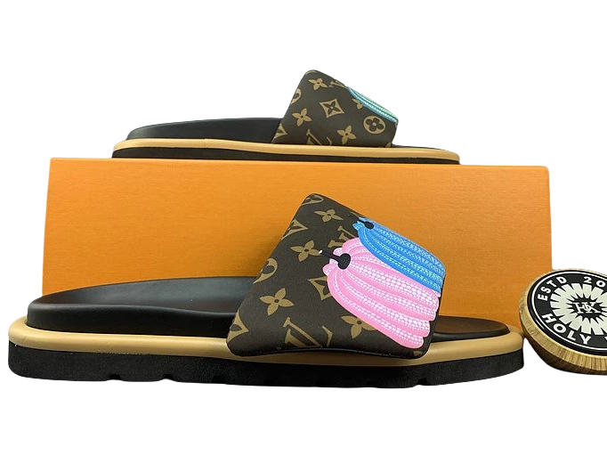 Louis Vuitton Slippers