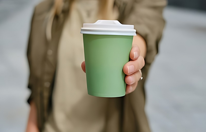 The Environmental Effects of Disposable Coffee Cups and Sustainable