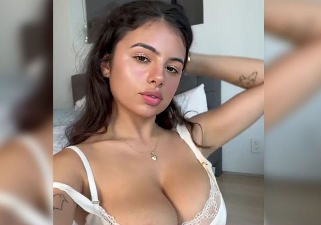 Hot big boobs onlyfans model rubbing her boobs Latest viral video