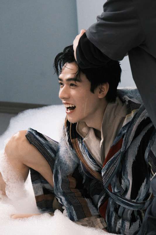 006DurXoly1heai2awlgoj323u35shdv