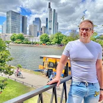 53595CFD-4F98-44E4-A852-6EECCFD41FA1