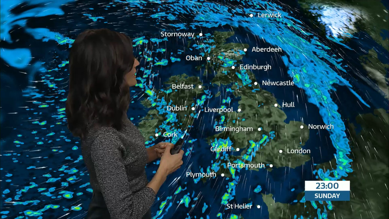 12.13 - 17.10.00 - ITV News Anglia. The latest news and weather from ....ts_snapshot_04.12.844